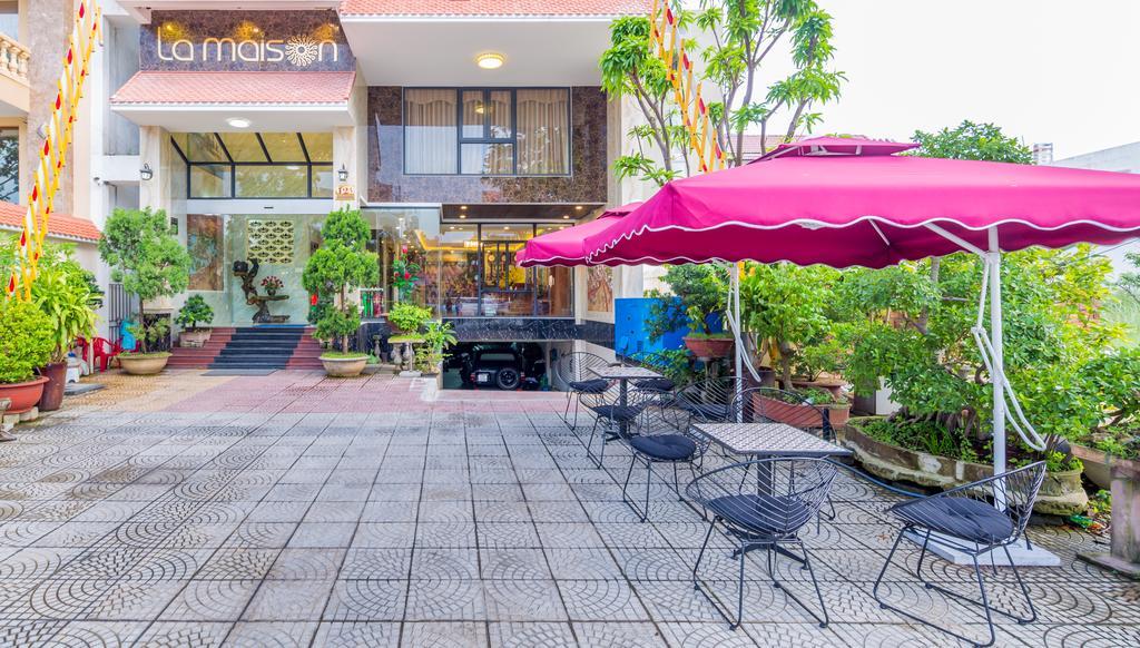La Maison Danang Beach Hotel Eksteriør billede