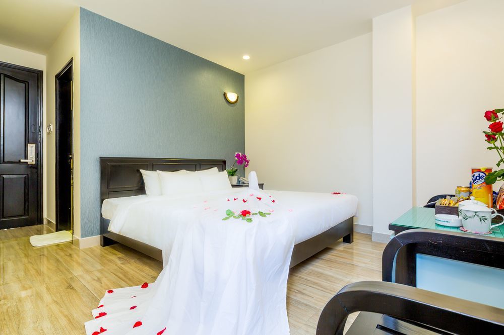 La Maison Danang Beach Hotel Eksteriør billede